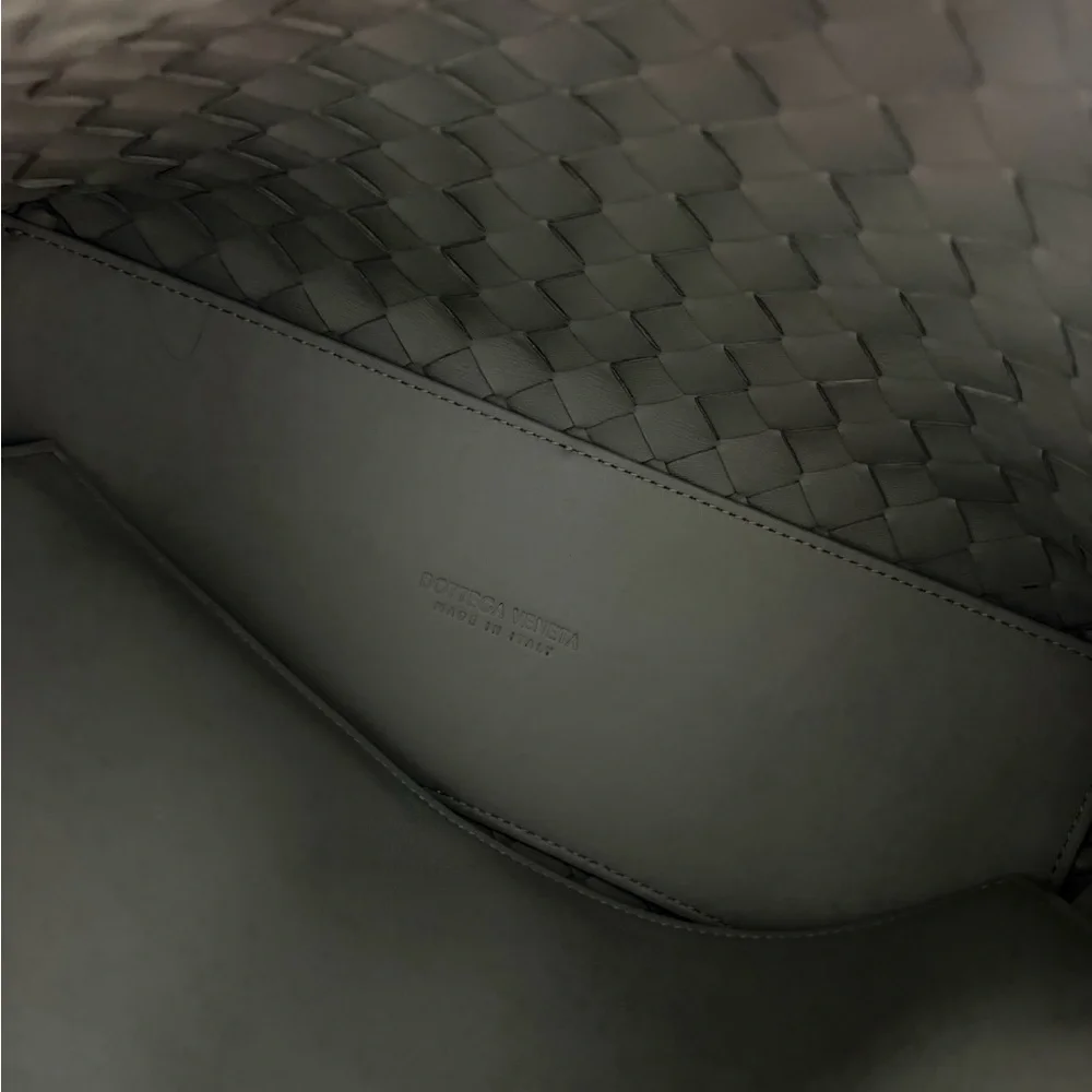 Bottega Veneta Medium Andiamo Bag — Grey Intrecciato Weave, Gold Hardware